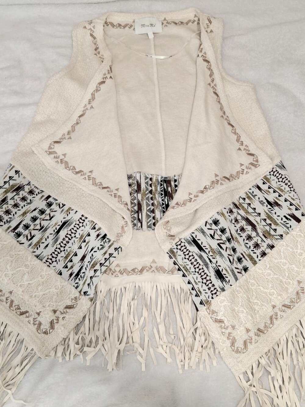 Miss Me Tribal Aztec Fringe Vest Boho Festival Western Knit Open Front Size M - Picture 2 of 14